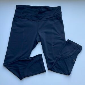 Women’s size 4 lululemon capri’s